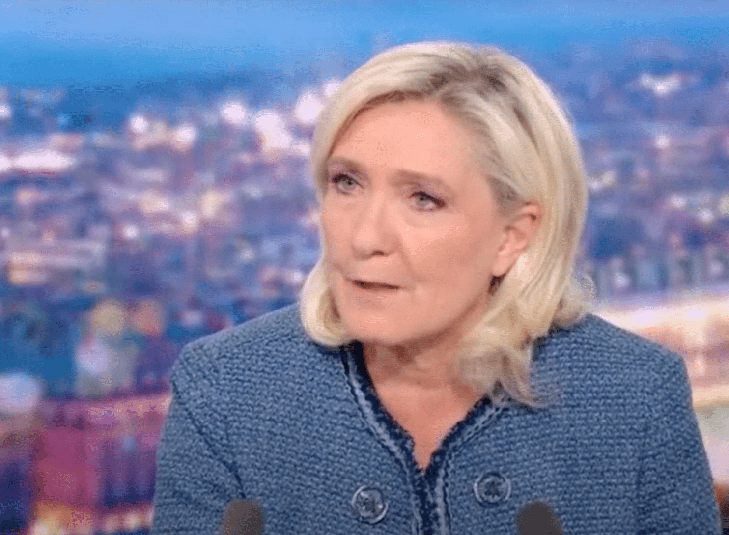 Vous souhaitez contacter Marine Le Pen ? Cet article détaille les adresses, emails et réseaux sociaux pour la joindre. Découvrez sa biographie et ses mandats.